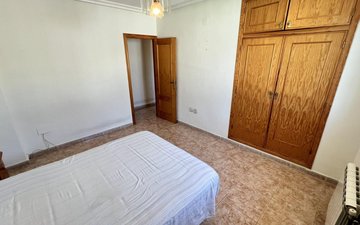 Property slide 16