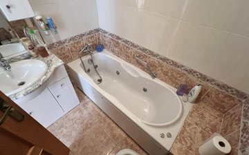 Property slide 18