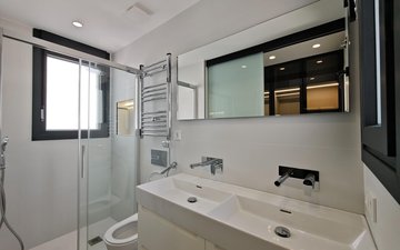 Property slide 38