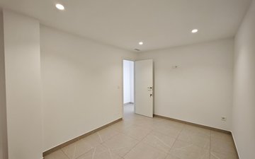 Property slide 43