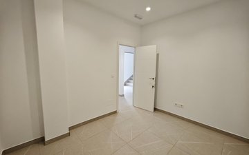 Property slide 45