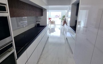 Property slide 5