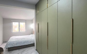 Property slide 7