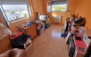 Property slide 16