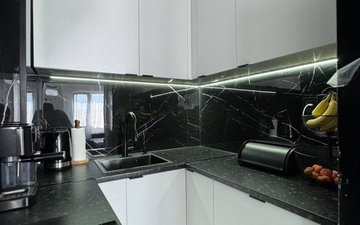 Property slide 20
