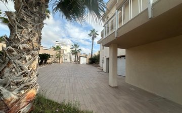 Property slide 7