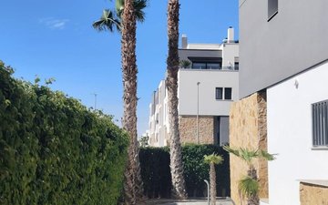 Property slide 22