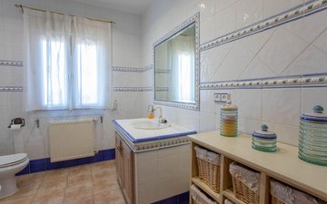 Property slide 25