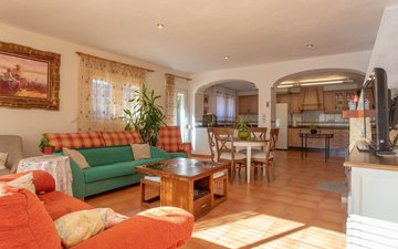 Property slide 8