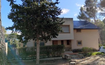 Property slide 7