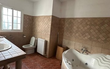 Property slide 17
