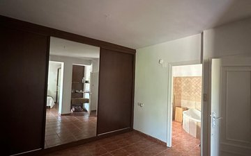 Property slide 25