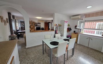 Property slide 14