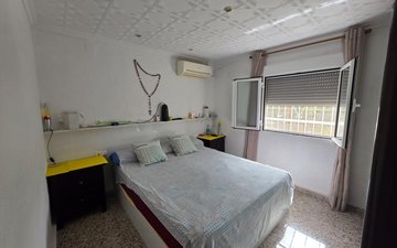 Property slide 24