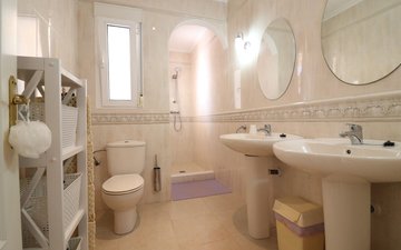 Property slide 16