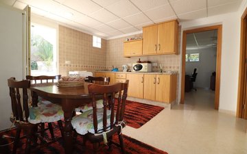 Property slide 40