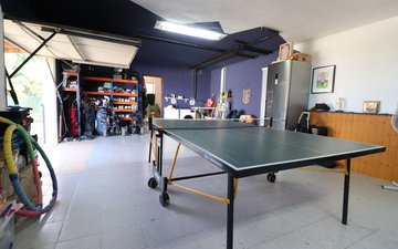 Property slide 44