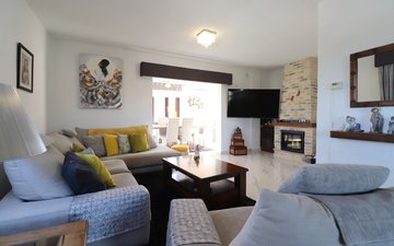 Property slide 9