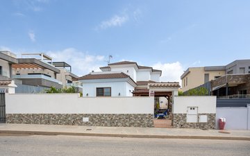 Property slide 48