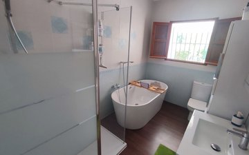 Property slide 30