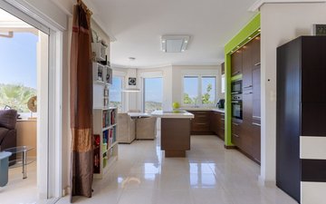 Property slide 4