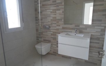 Property slide 31