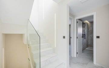 Property slide 20