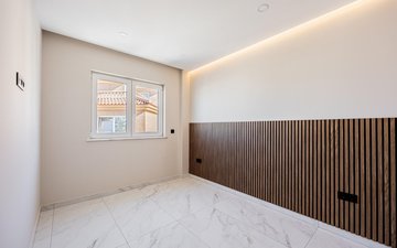 Property slide 22