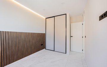 Property slide 23