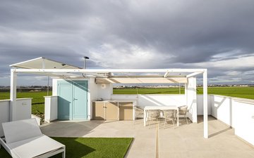 Property slide 32