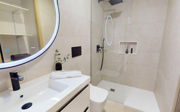 Property slide 32