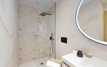 Property slide 43