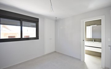 Property slide 22