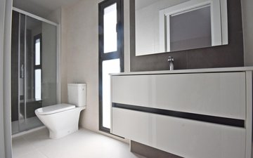 Property slide 32