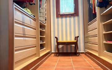 Property slide 40