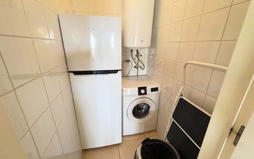 Property slide 25