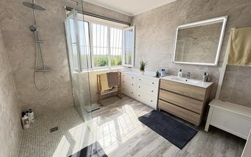 Property slide 39