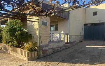 Property slide 38