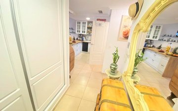 Property slide 10
