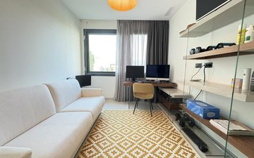 Property slide 25