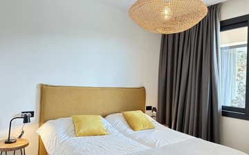 Property slide 31