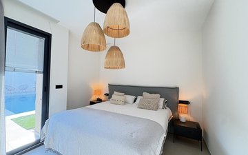 Property slide 33