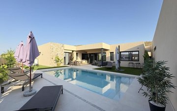 Property slide 7