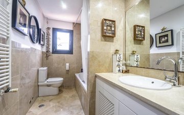 Property slide 44