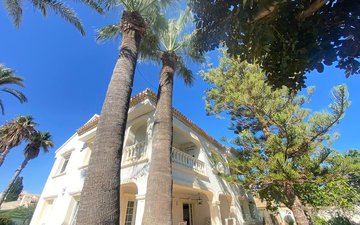 Property slide 22