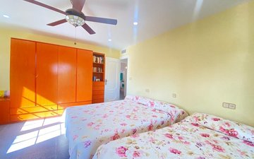 Property slide 46