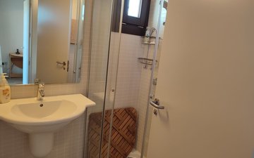 Property slide 25