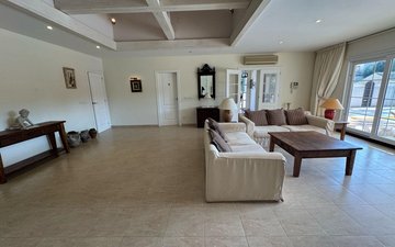 Property slide 9