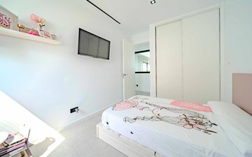 Property slide 33