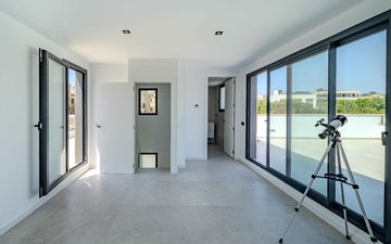 Property slide 58